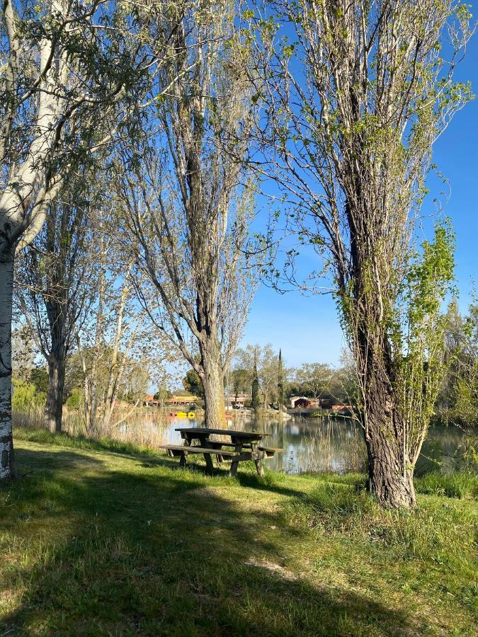 Joli Appartement 27M2 Oasis Provencale En Village Vacances En Camargue Arlés Exterior foto