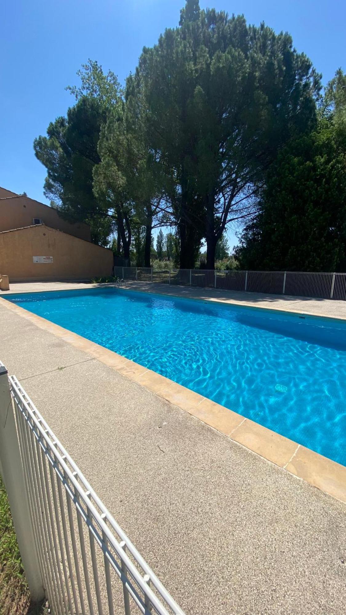 Joli Appartement 27M2 Oasis Provencale En Village Vacances En Camargue Arlés Exterior foto
